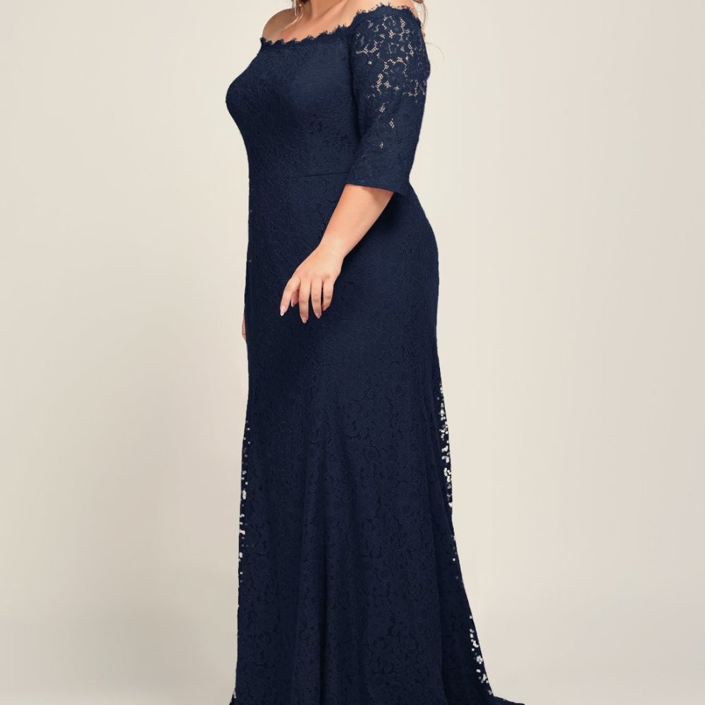 AW Bridal Verda Dress Sexy Black Lace lined+ Train